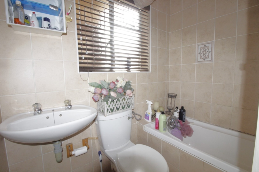 4 Bedroom Property for Sale in Aston Bay Eastern Cape